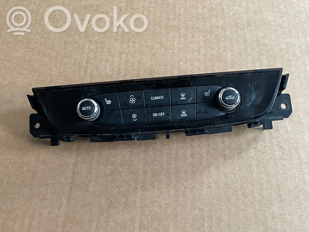 Opel Insignia B Climate control unit 