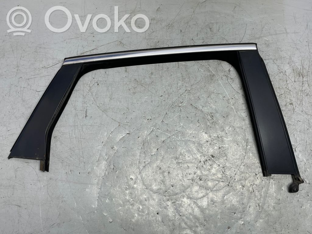 Opel Astra J Gumowa uszczelka drzwi tylnych 
