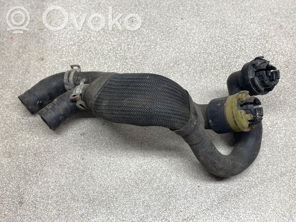 Opel Astra H Moottorin vesijäähdytyksen putki/letku 