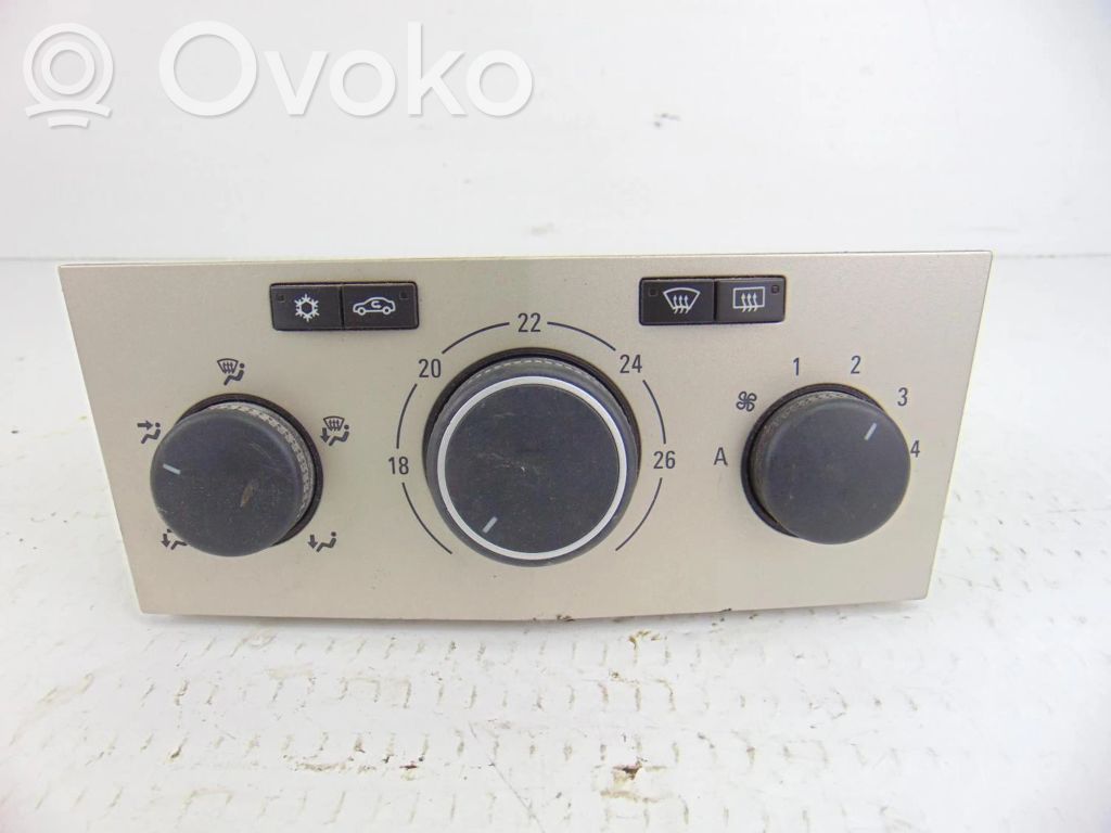 Opel Astra J Unitate control climatizare 