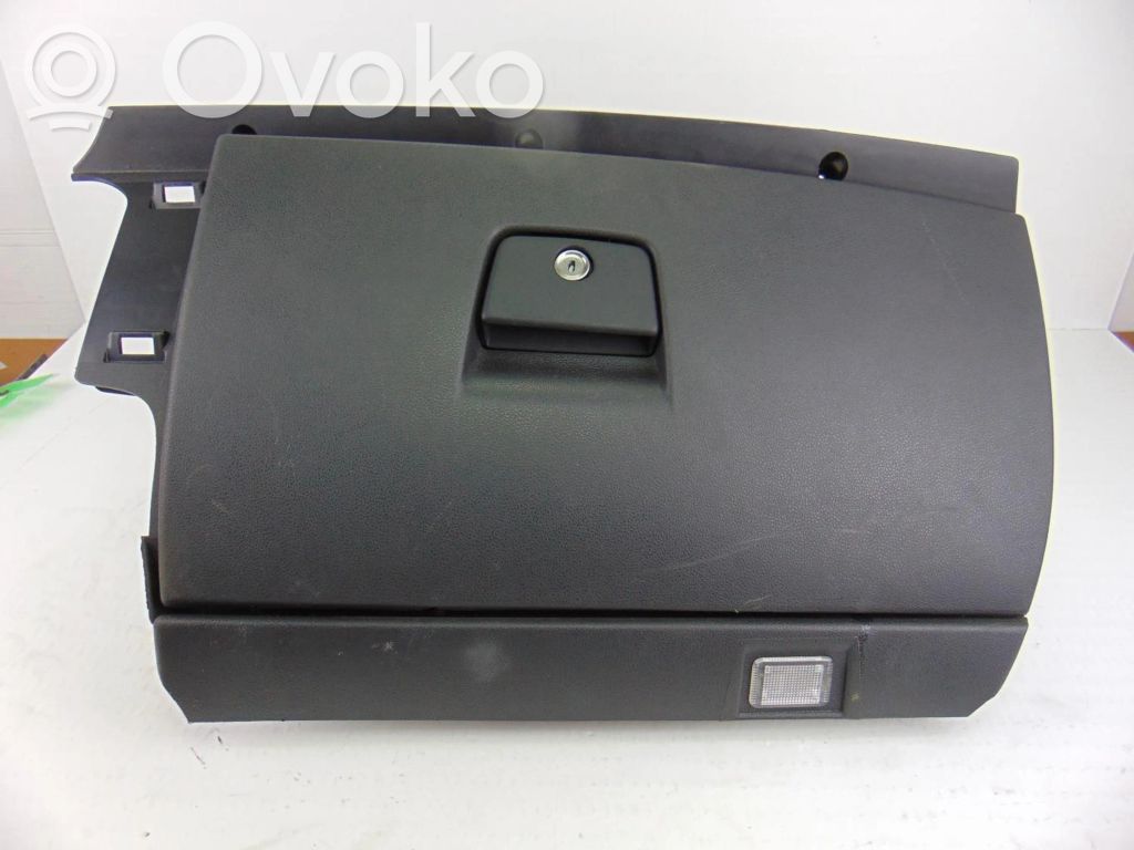 Guantera   39808618