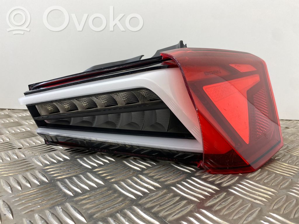 Cupra Born Rear/tail lights 