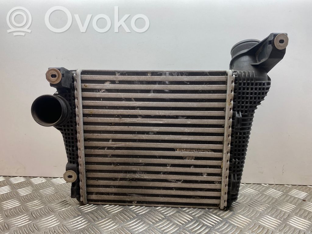 Porsche Macan (95B) Intercooler radiator 