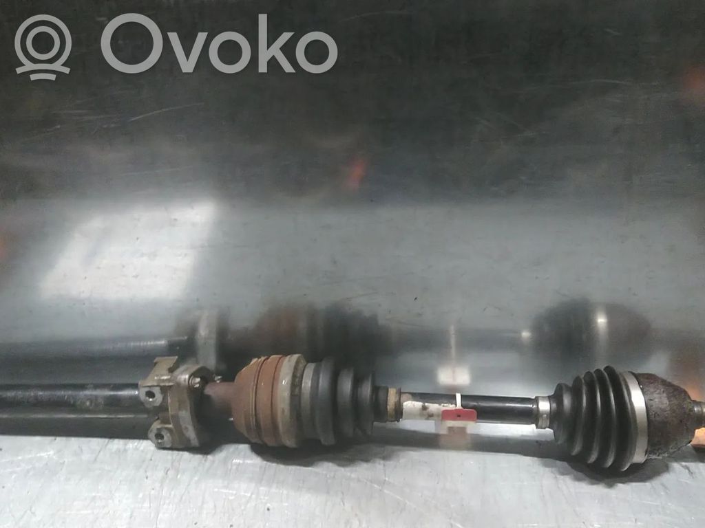 Opel Astra H Półoś przednia 