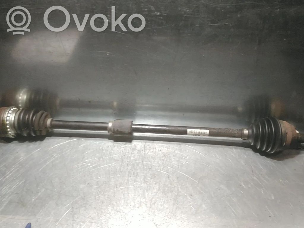 Opel Astra H Etuvetoakseli 