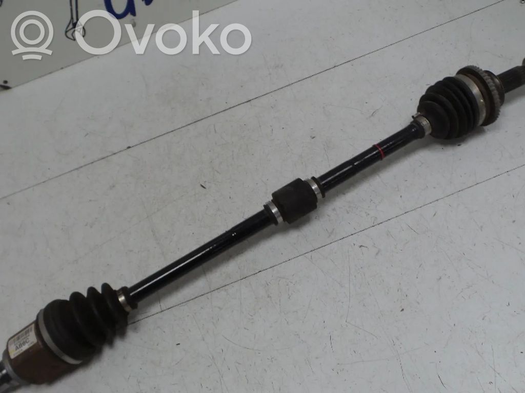 Opel Karl Półoś przednia 