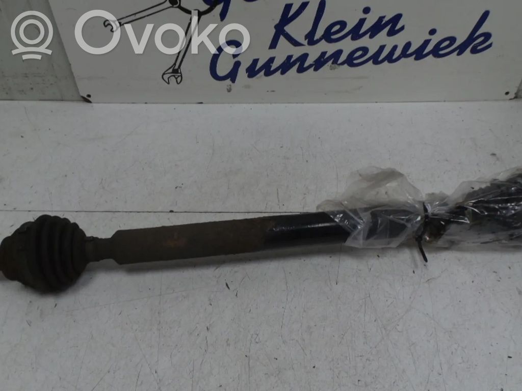 Volkswagen Golf V Etuvetoakseli 