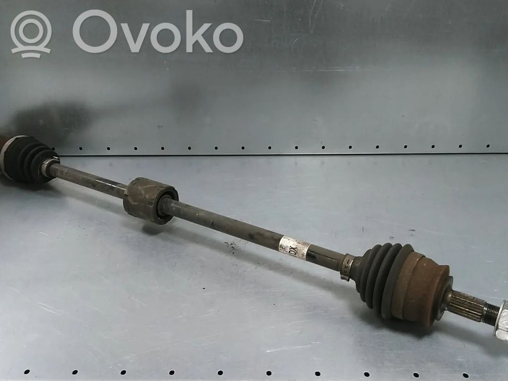 Opel Corsa D Półoś przednia 
