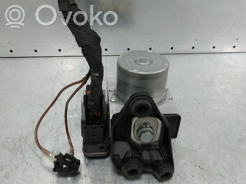 Audi A4 S4 B9 ABS Blokas 