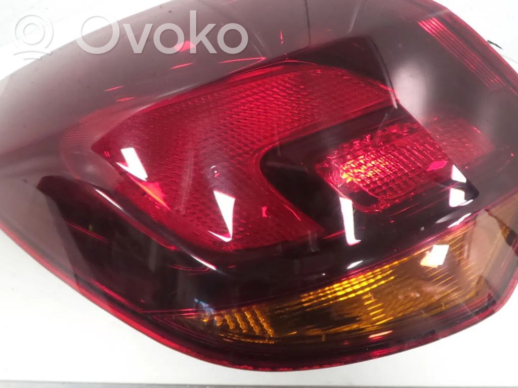 Opel Astra J Rear/tail lights 
