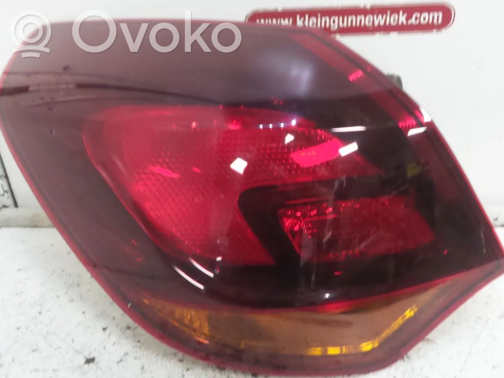 Opel Astra J Rear/tail lights 