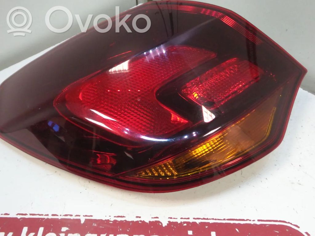 Opel Astra J Rear/tail lights 