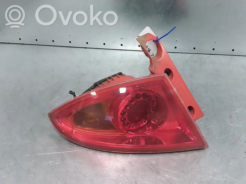 Seat Leon (1P) Galinis žibintas kėbule 
