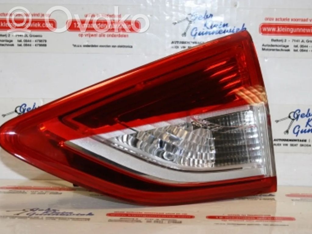 Ford Kuga II Takavalot 
