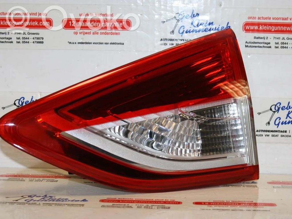 Ford Kuga II Takavalot 