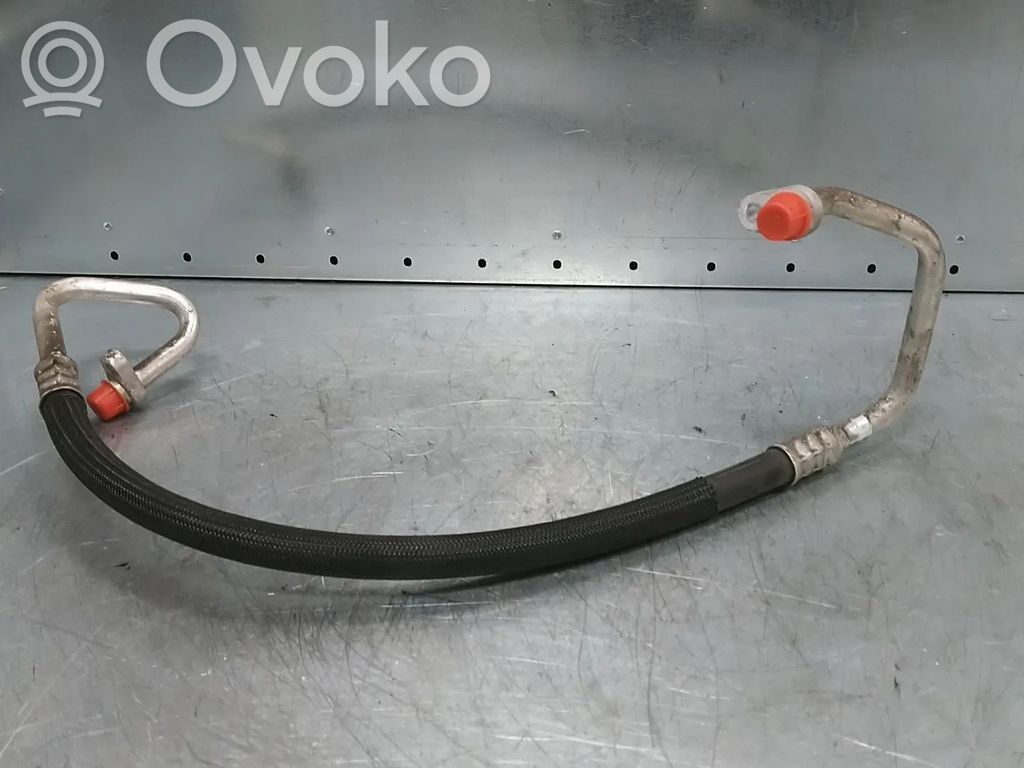 Renault Clio IV Ilmastointilaitteen putki (A/C) 