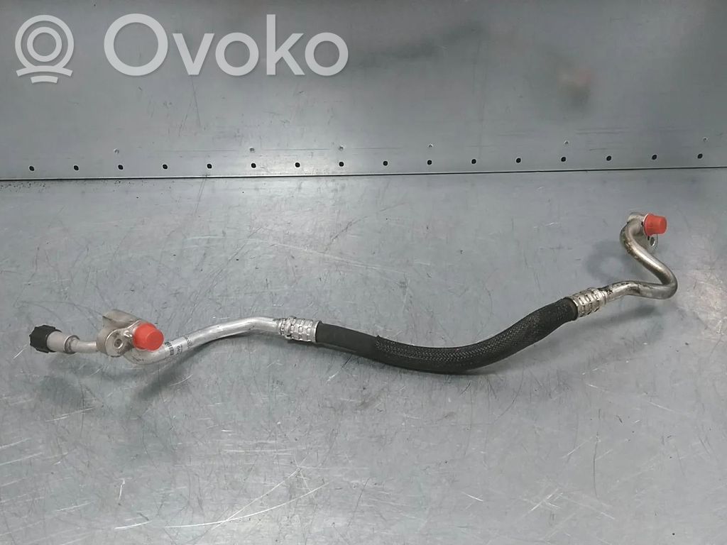 BMW 5 GT F07 Ilmastointilaitteen putki (A/C) 