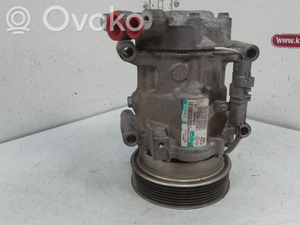 Renault Twingo II Air conditioning (A/C) compressor (pump) 