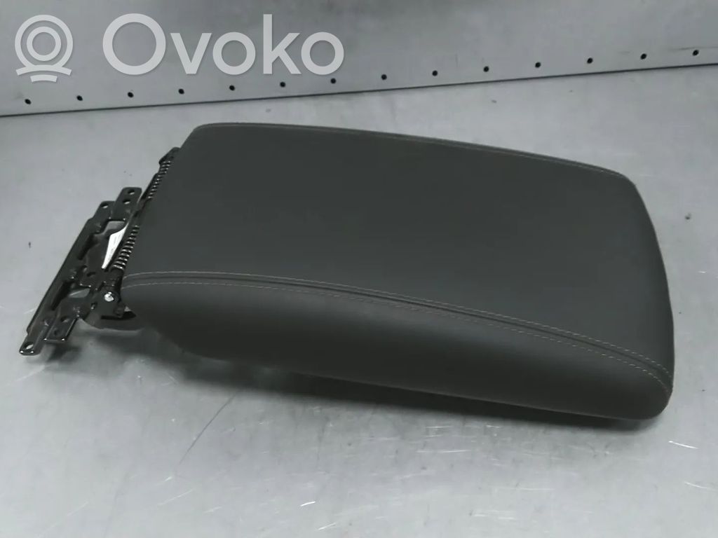KIA Sorento IV Center console 