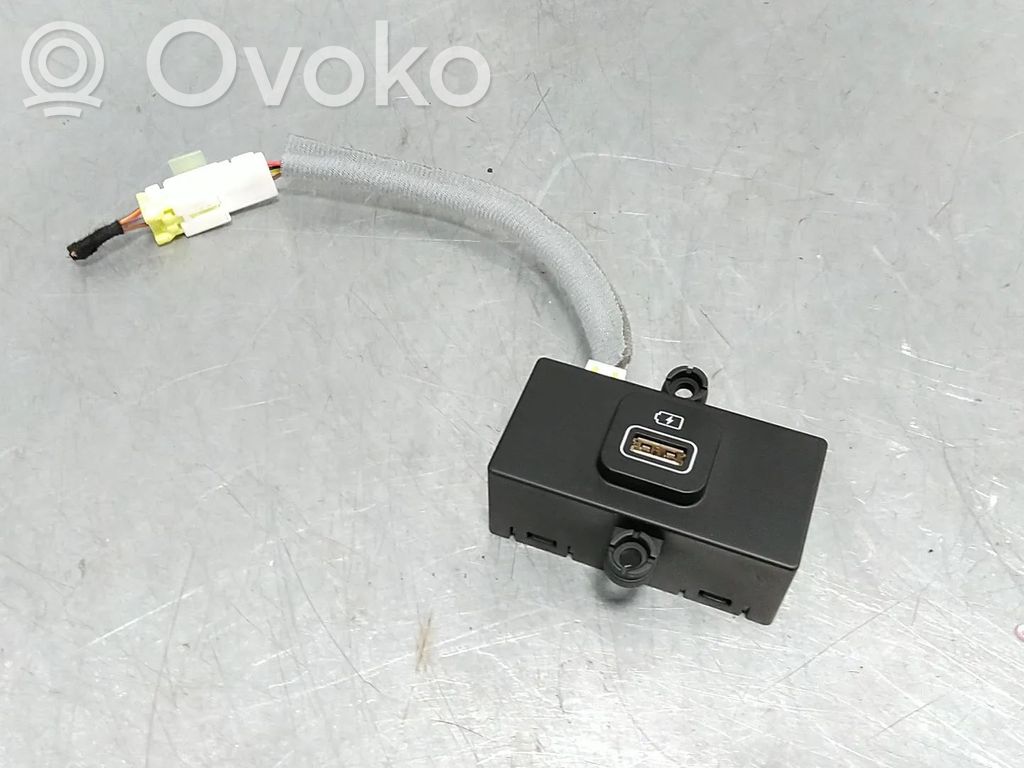 KIA Sorento IV Atsarginio rato varžtas 