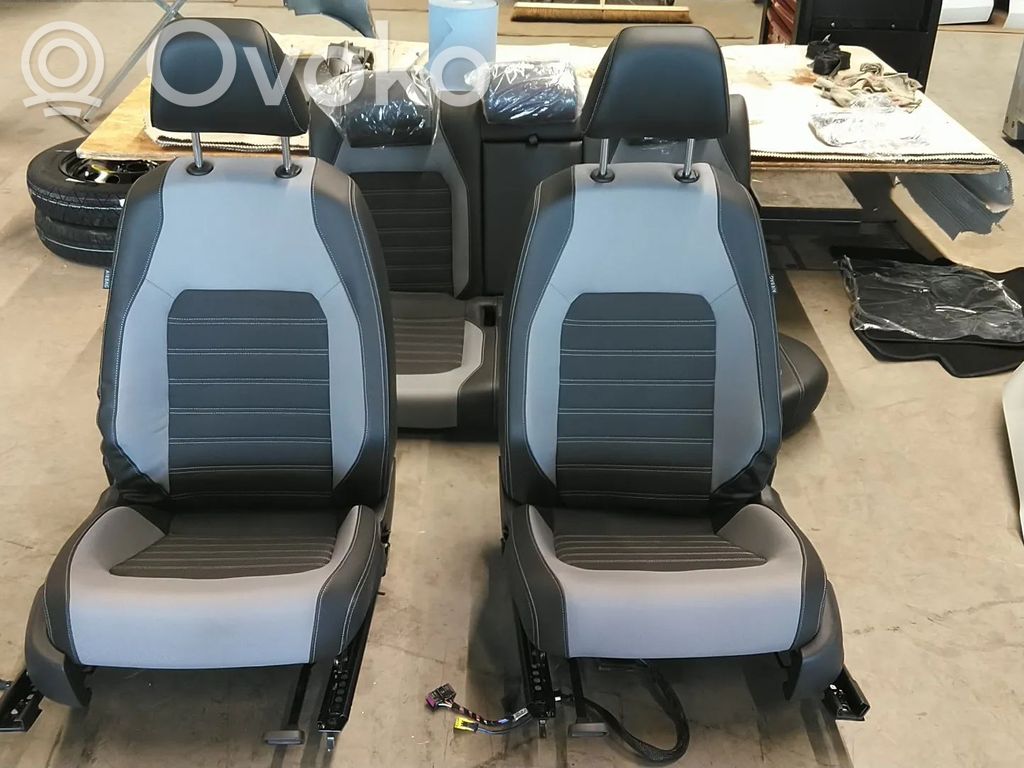 Interior set