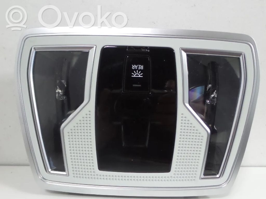 Audi A8 S8 D5 Takaistuimen valo 