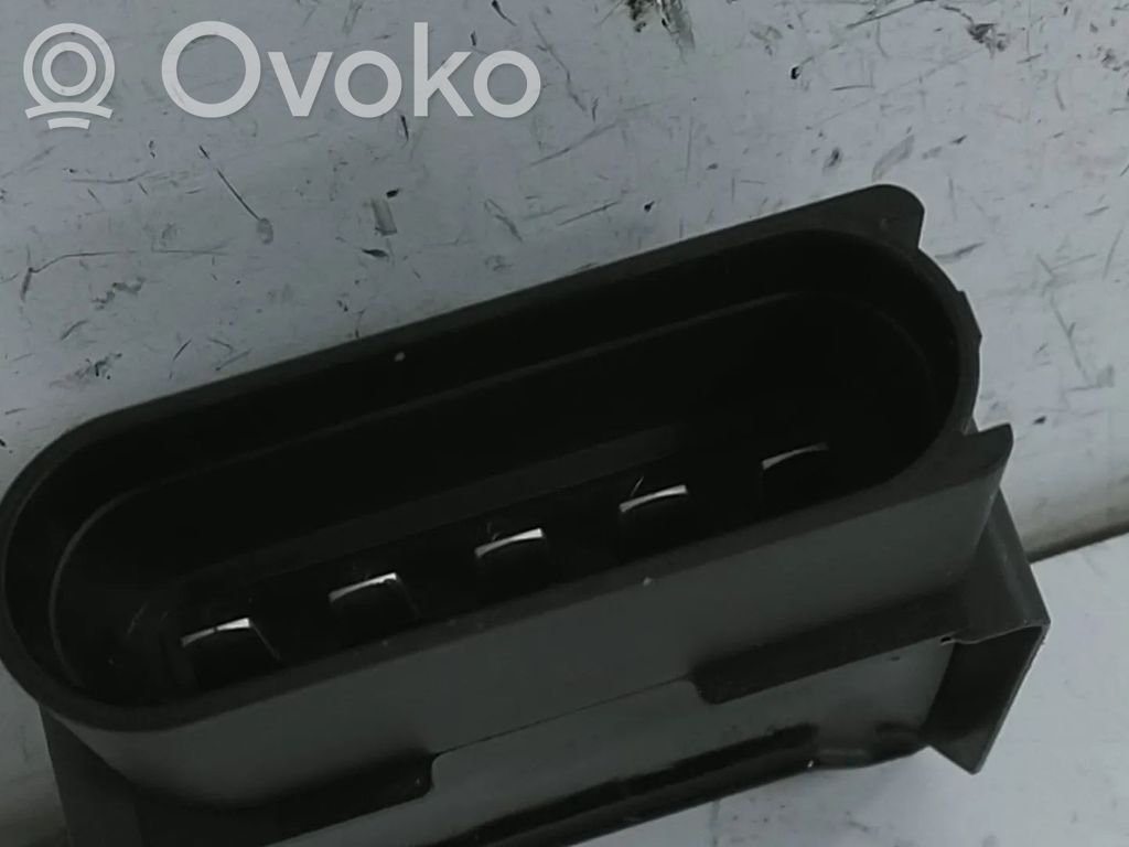 Audi Q3 F3 Unidad de control/módulo de la bomba de inyección de combustible 