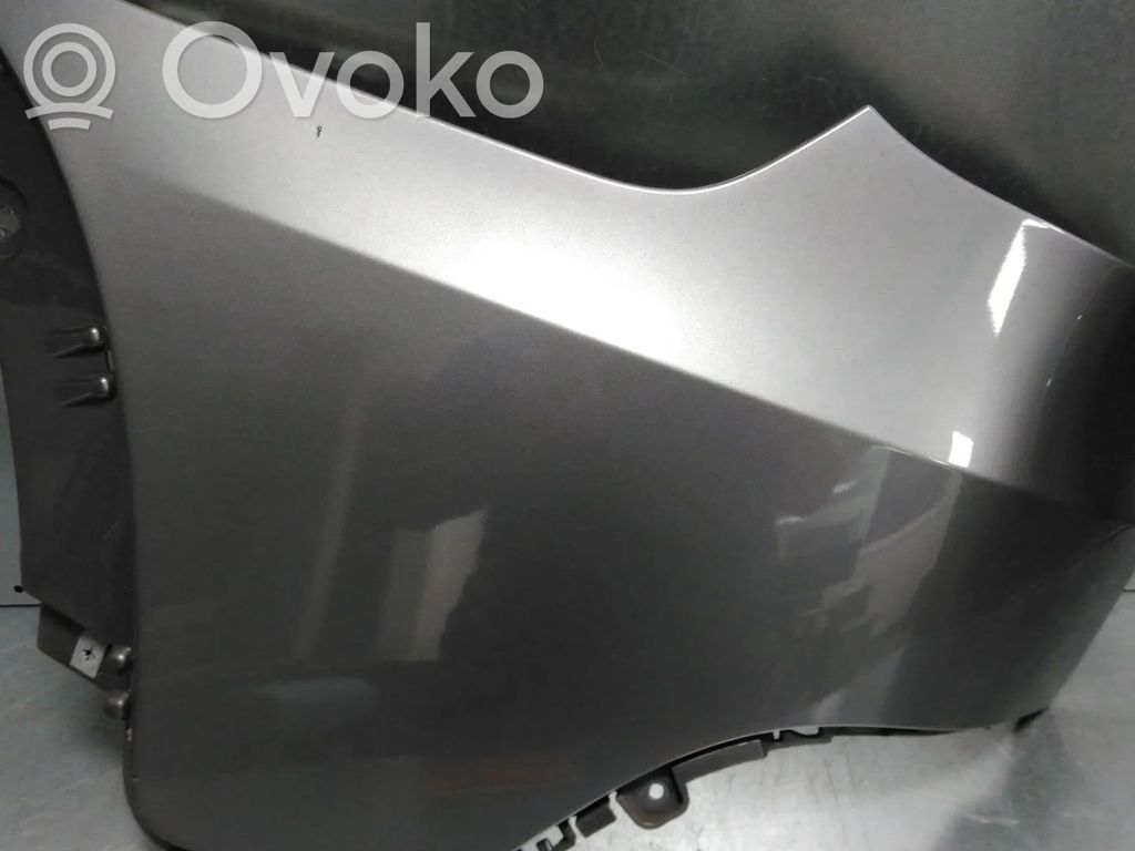BMW X5 E70 Aizmugurē bampera stūra daļa 