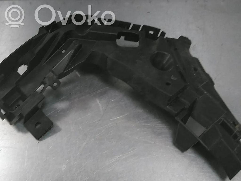 Volvo XC40 Suport montare bară spate 