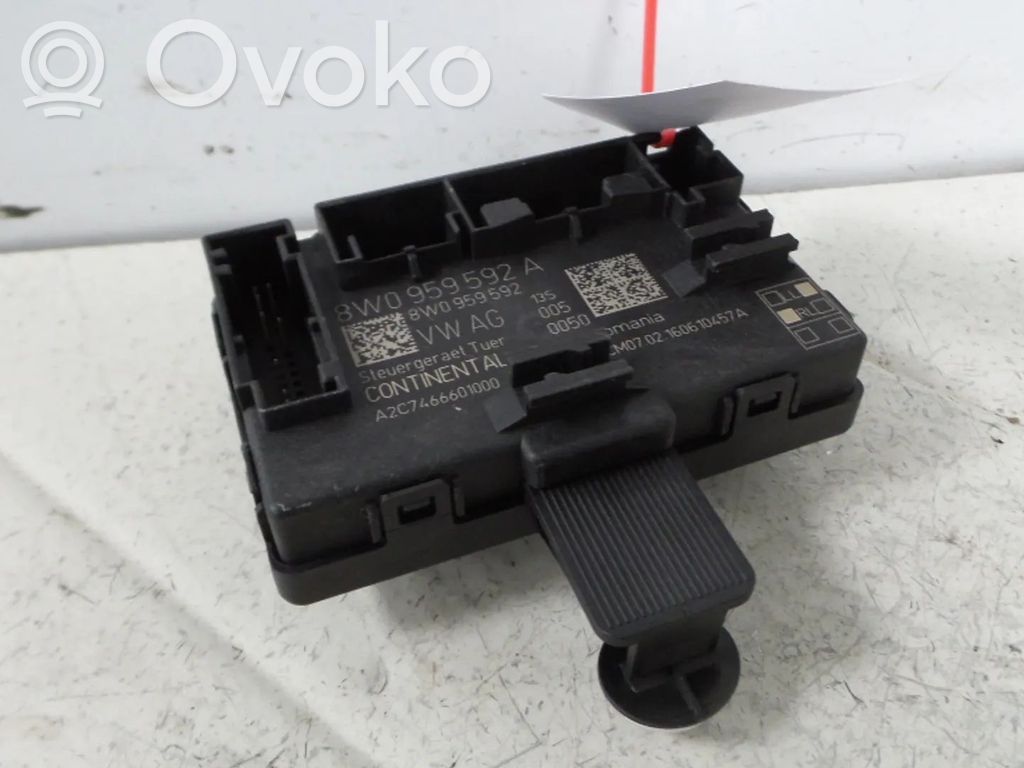 Unité de commande module de porte   8W0959592A