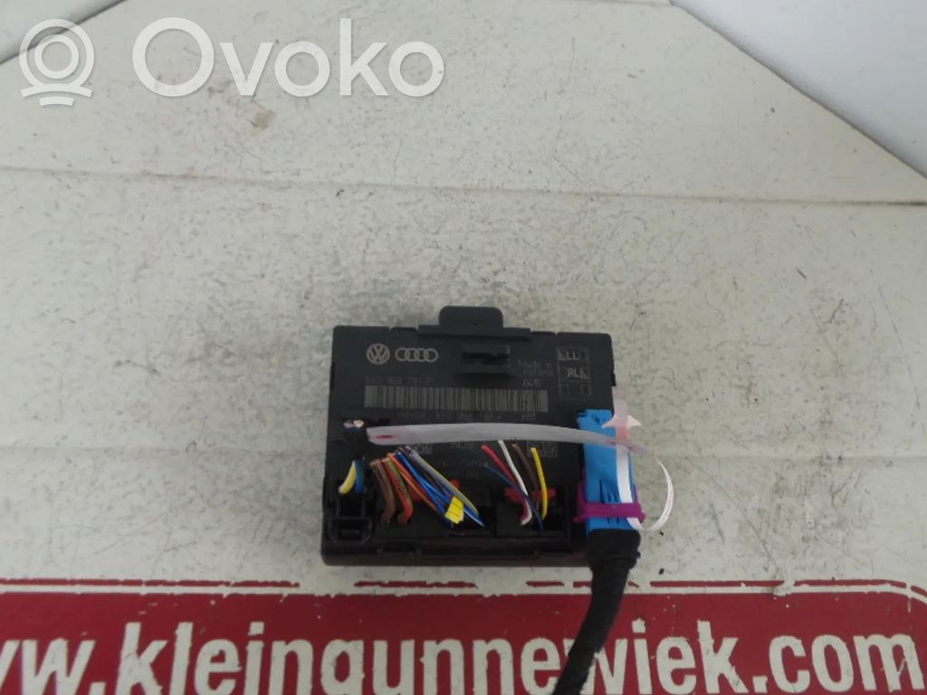 Audi A1 Door control unit/module 