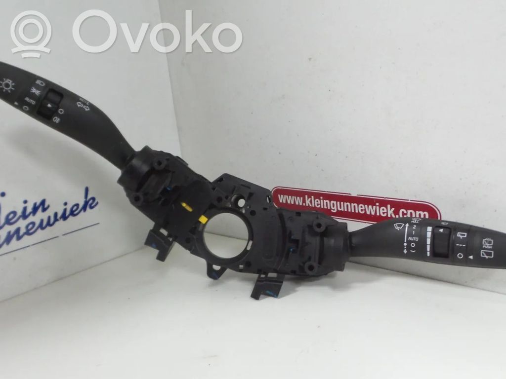 KIA Optima Interruptor/palanca de limpiador de luz de giro 