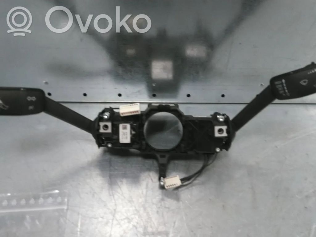 Volkswagen T-Roc Commodo, commande essuie-glace/phare 