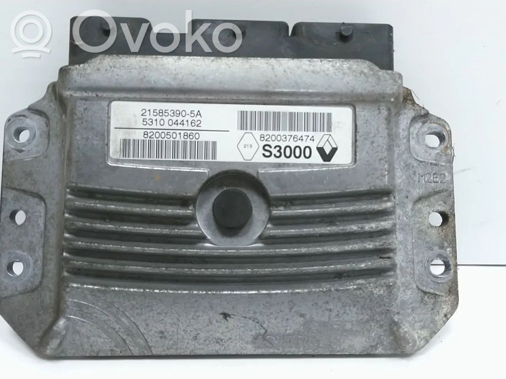 Engine control unit/module   8200376474,8200411717,8200425684,K4M790