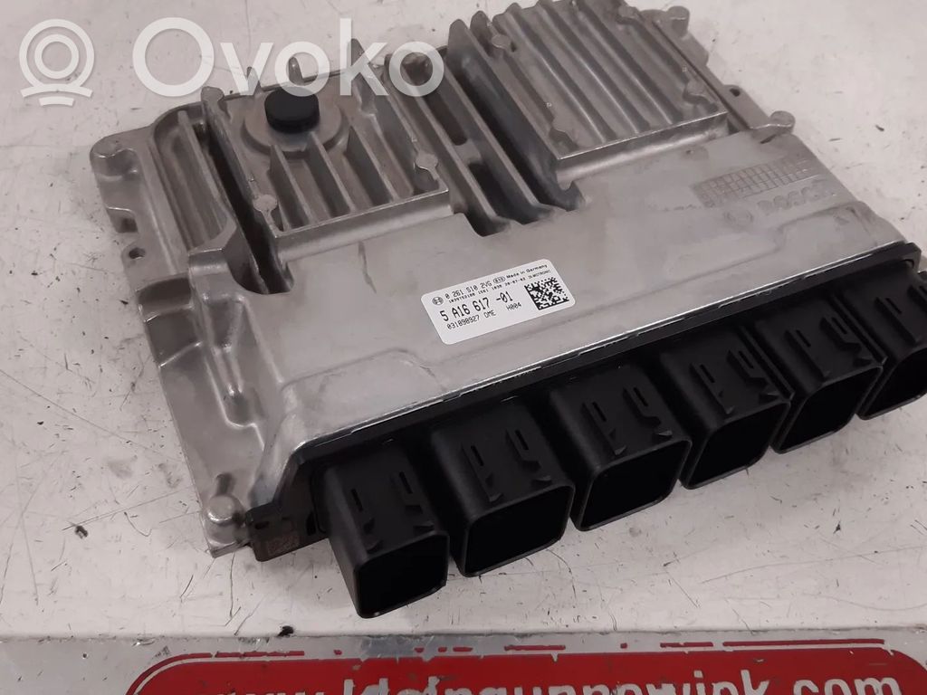 BMW X1 F48 F49 Engine control unit/module 