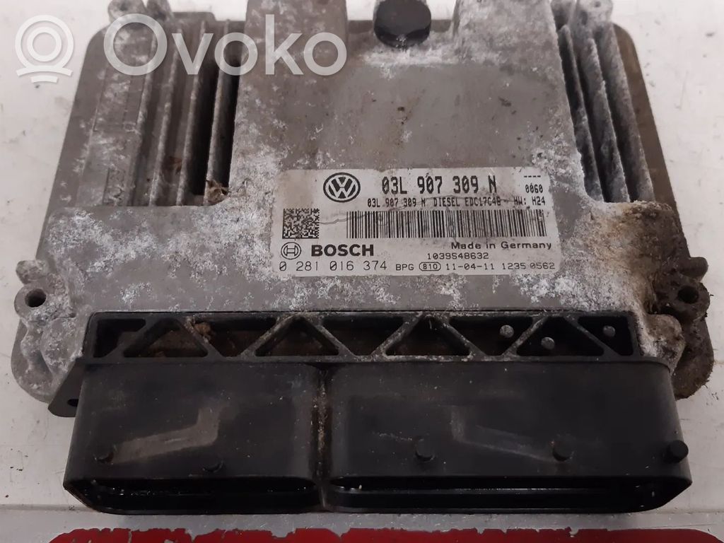 Volkswagen PASSAT B7 Engine control unit/module 
