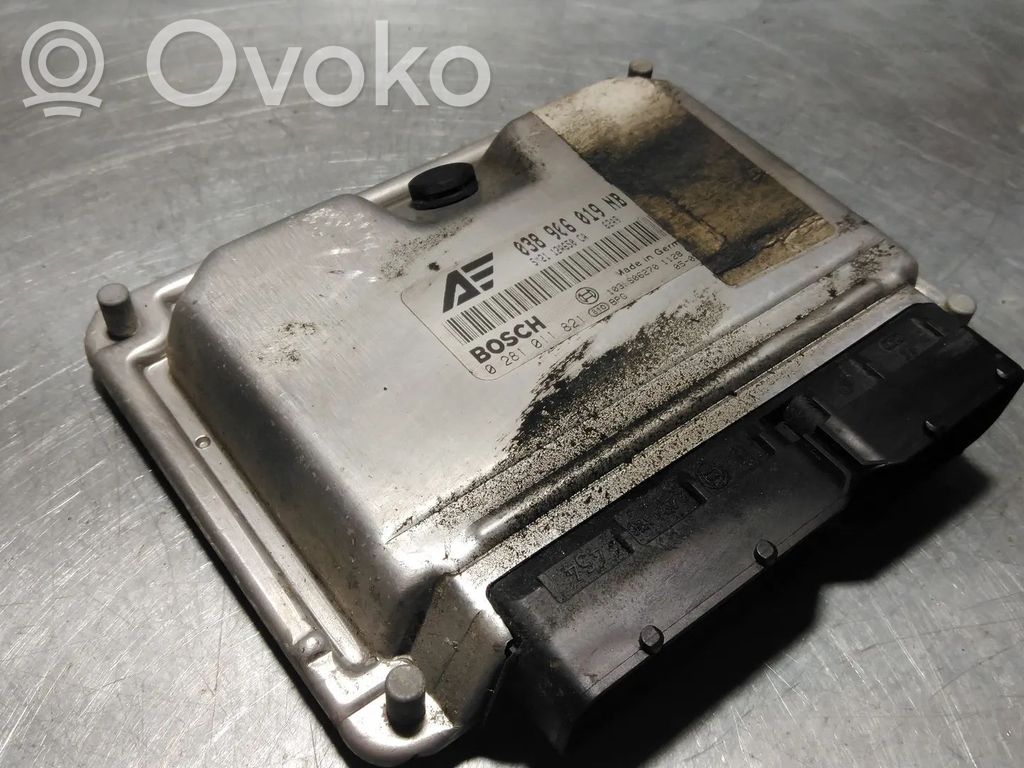 Unidad de control/módulo del motor   5M2112A650CA,038906019NB,ASZ