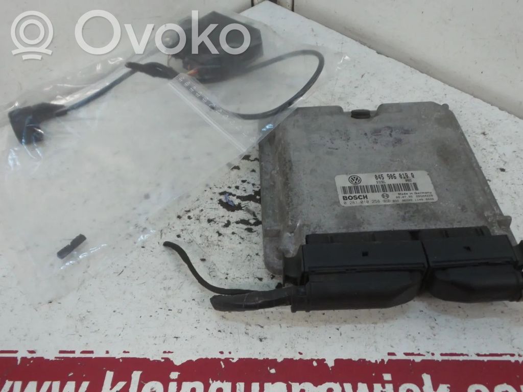 Volkswagen Lupo Dzinēja vadības bloks 
