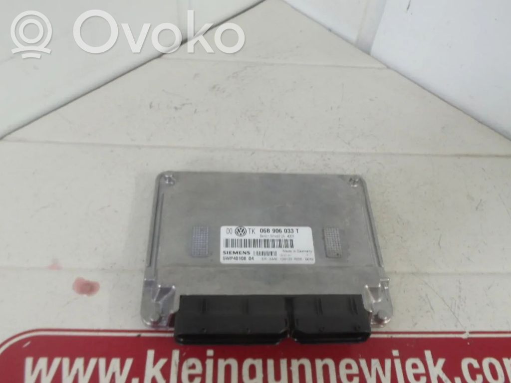 Volkswagen PASSAT B5 Engine control unit/module 