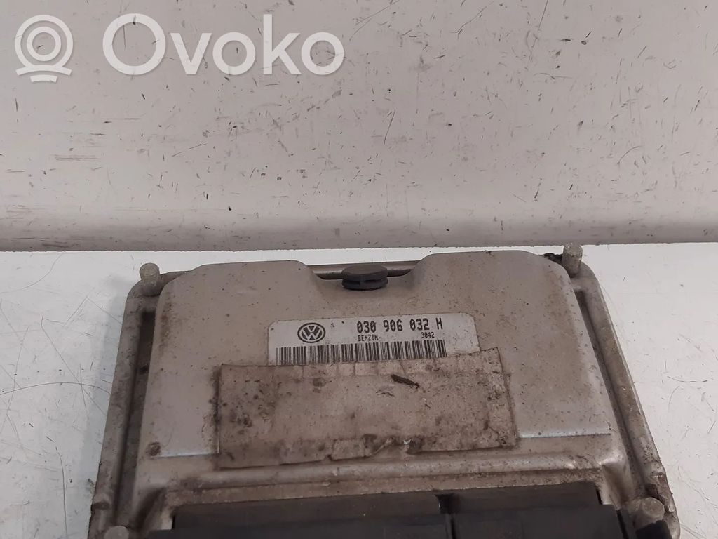 Volkswagen Polo III 6N 6N2 6NF Engine control unit/module 