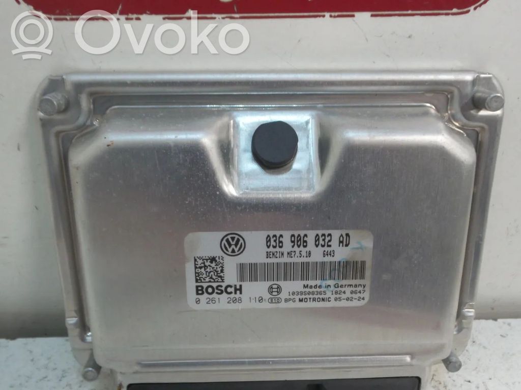 Volkswagen Golf V Engine control unit/module 