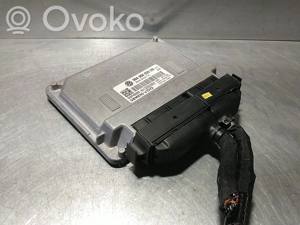 Volkswagen Golf V Engine control unit/module 