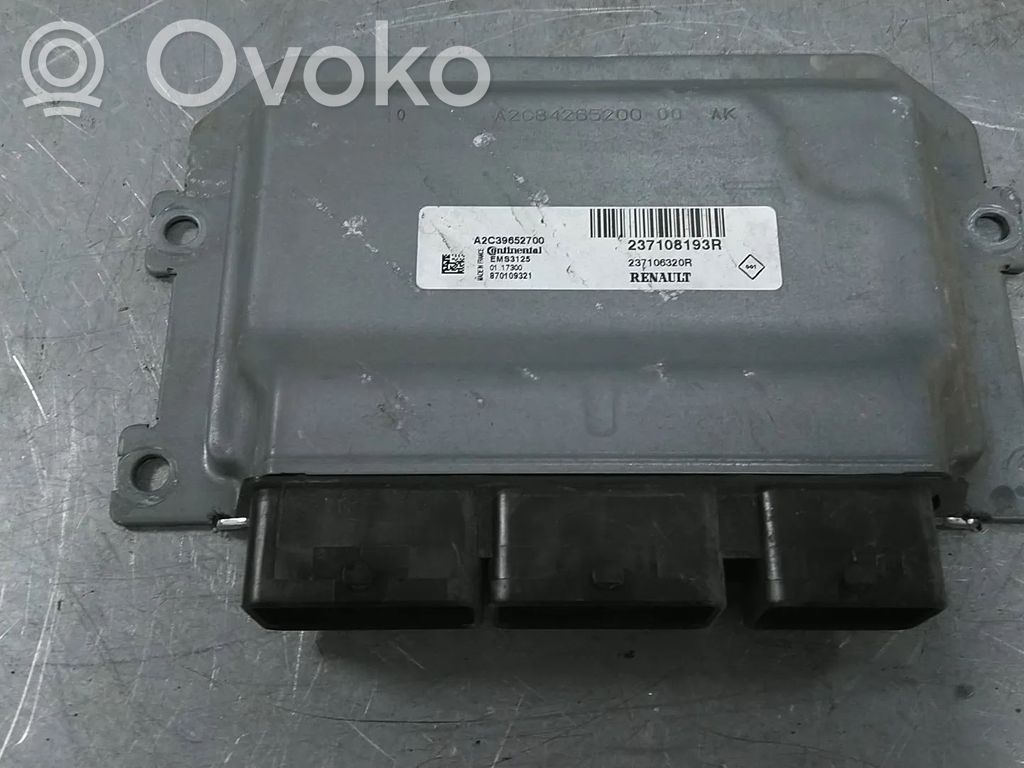 Unidad de control/módulo del motor   237108193R,H4M740