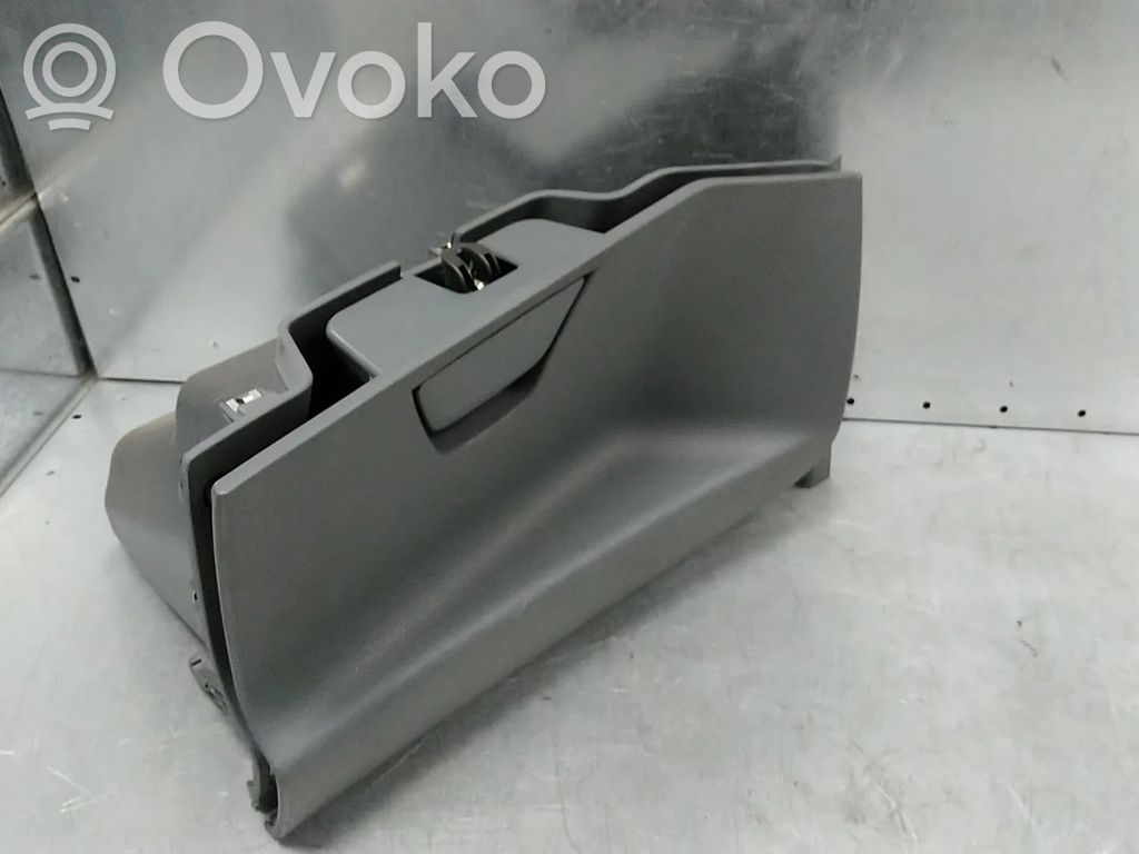 Ford Ka Daiktadėžės (bordačioko) komplektas 
