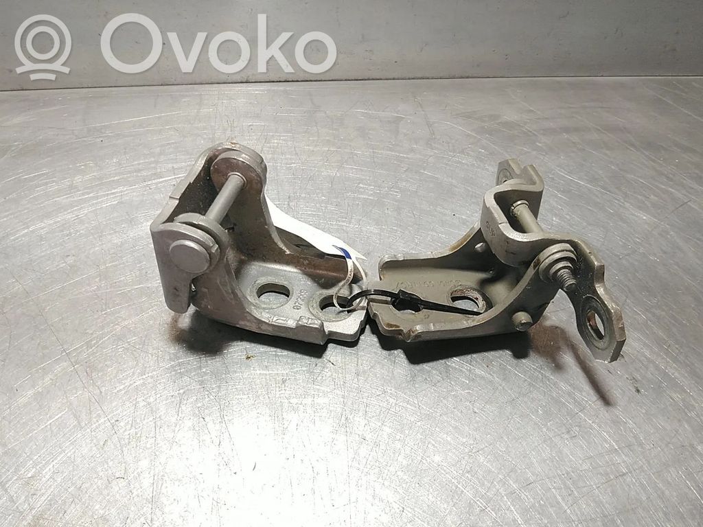 Renault Megane III Set balamale ușă față 
