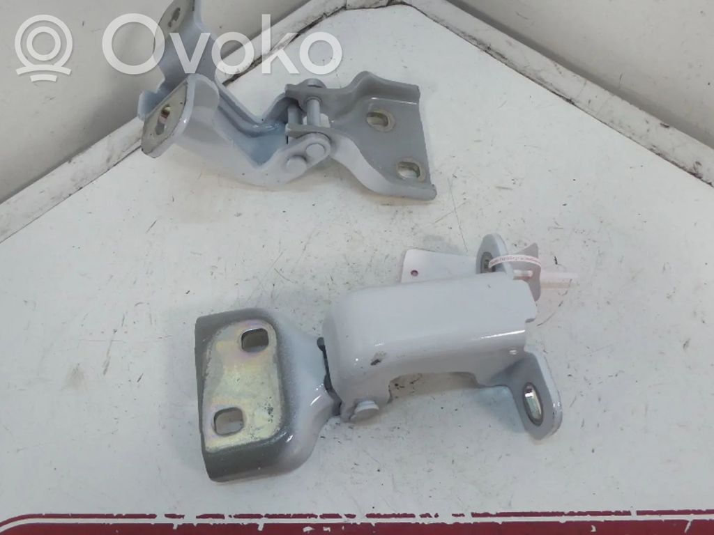 Renault Trafic III (X82) Cerniera superiore della portiera anteriore 