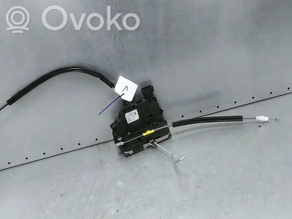 Opel Movano C Priekšpusē slēdzene 