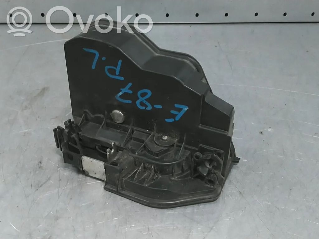Front door lock   7229461,51217059967,51217167065,51217167071,51217167077,51217202143,51217229455,51217229461,51217318411,7059967,7167065,7167071,7167077,7202143,7202149,7229455,7283629,7318411