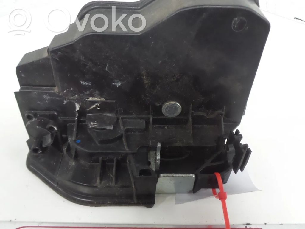 Takaoven lukko   7229460
