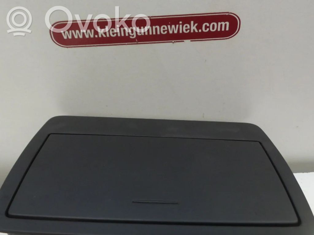 Audi Q3 8U Monitori/näyttö/pieni näyttö 